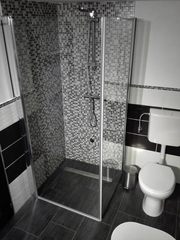 Downtown Deluxe Apartment Έγκερ Δωμάτιο φωτογραφία