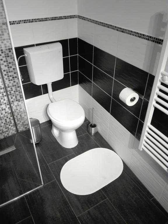 Downtown Deluxe Apartment Έγκερ Δωμάτιο φωτογραφία
