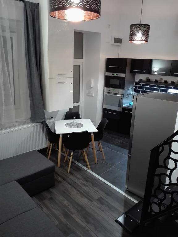 Downtown Deluxe Apartment Έγκερ Εξωτερικό φωτογραφία